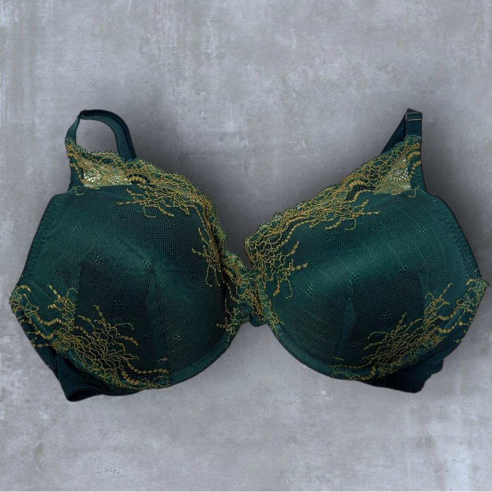 SPANX Elegant Embroidered Green Lace Bra
